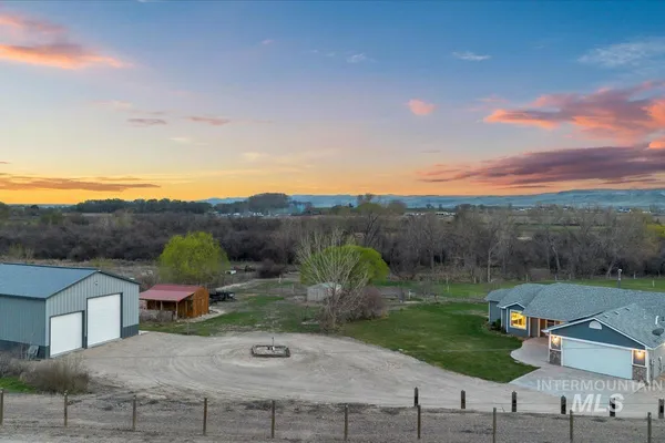 $749,900 | 2417 Patch Ditch Road, Homedale, ID 83628