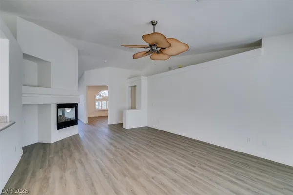 $1,950 | 8825 Fall Green Drive, Las Vegas, NV 89129