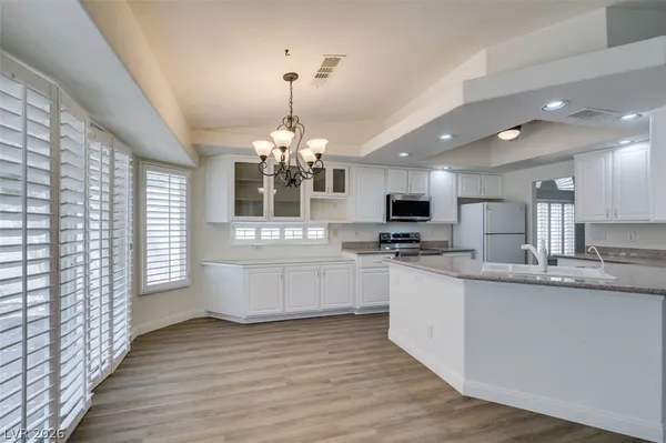 $1,950 | 8825 Fall Green Drive, Las Vegas, NV 89129