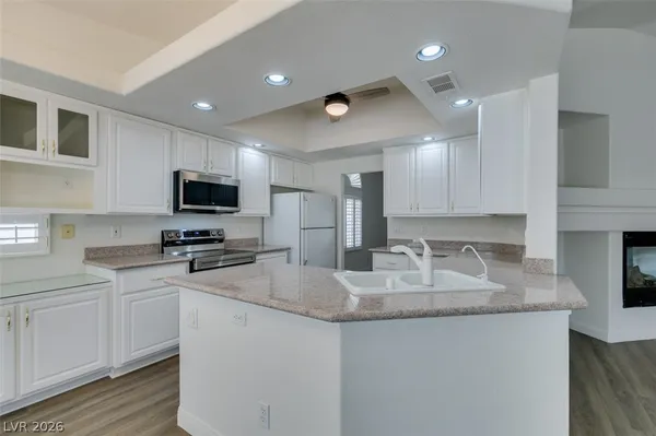 $1,950 | 8825 Fall Green Drive, Las Vegas, NV 89129