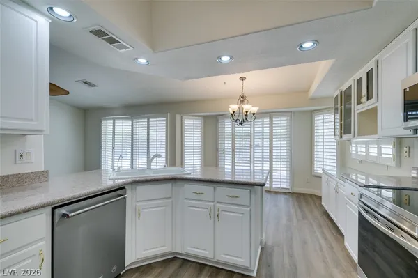$1,950 | 8825 Fall Green Drive, Las Vegas, NV 89129