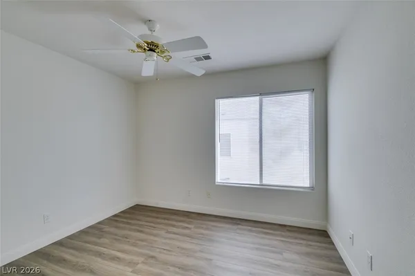 $1,950 | 8825 Fall Green Drive, Las Vegas, NV 89129