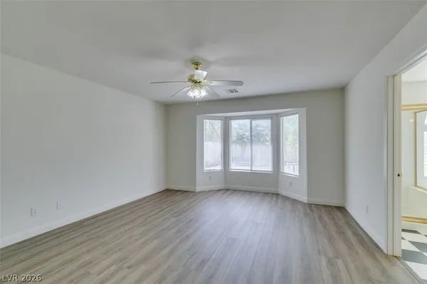 $1,950 | 8825 Fall Green Drive, Las Vegas, NV 89129