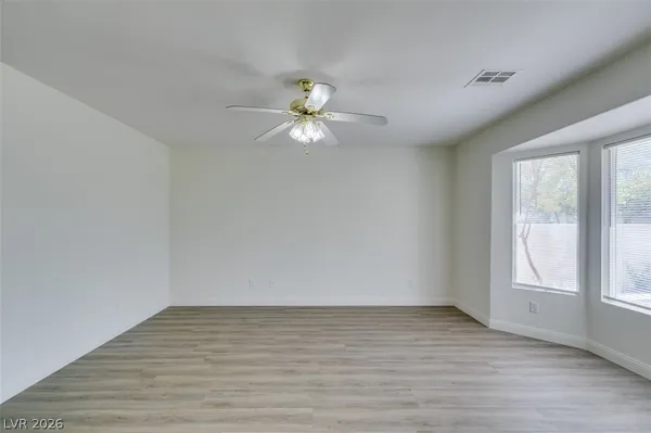 $1,950 | 8825 Fall Green Drive, Las Vegas, NV 89129