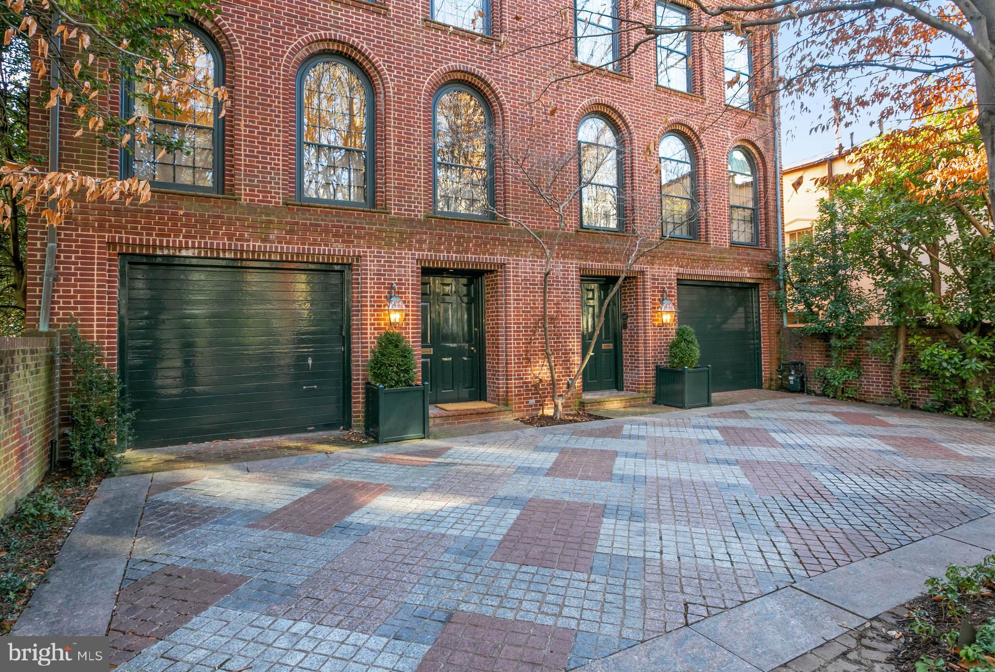 28042806 Q Street Northwest, Washington, DC 20007 Compass