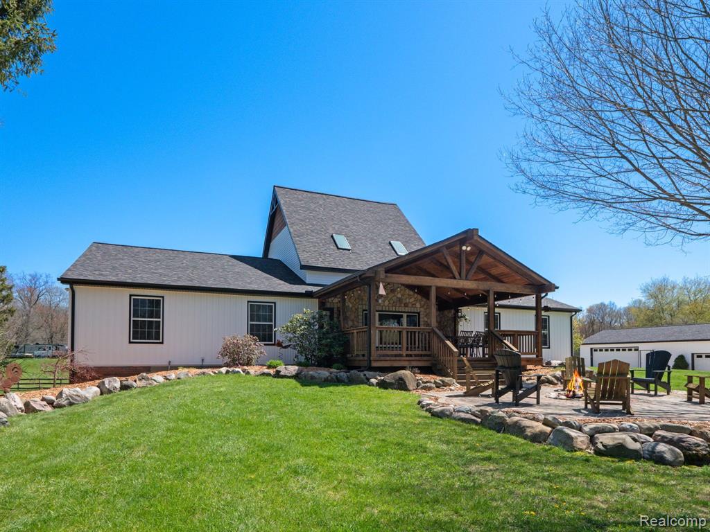 7291 Cedar Lake Road Pinckney, MI 48169 - Photo 4 of 57