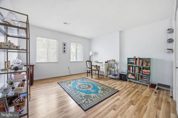 $199,000 | 7 Suntop Court, Unit 202, Baltimore, MD 21209