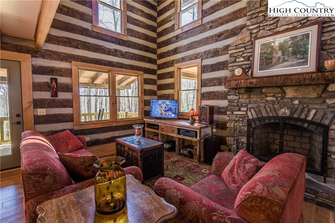 319 Big Tree Road West Jefferson, NC 28694 - Photo 4 of 40 Gallery Image 4