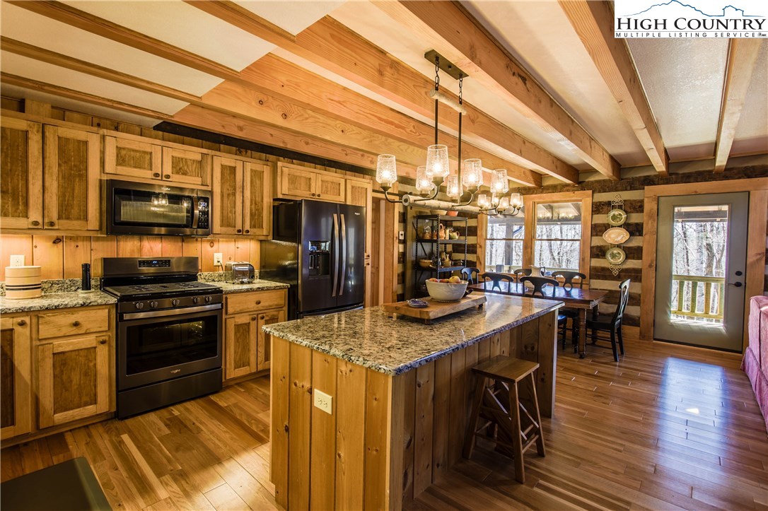 319 Big Tree Road West Jefferson, NC 28694 - Photo 8 of 40 Gallery Image 8