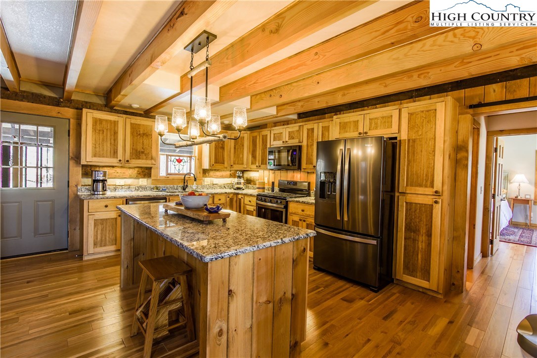 319 Big Tree Road West Jefferson, NC 28694 - Photo 9 of 40 Gallery Image 9