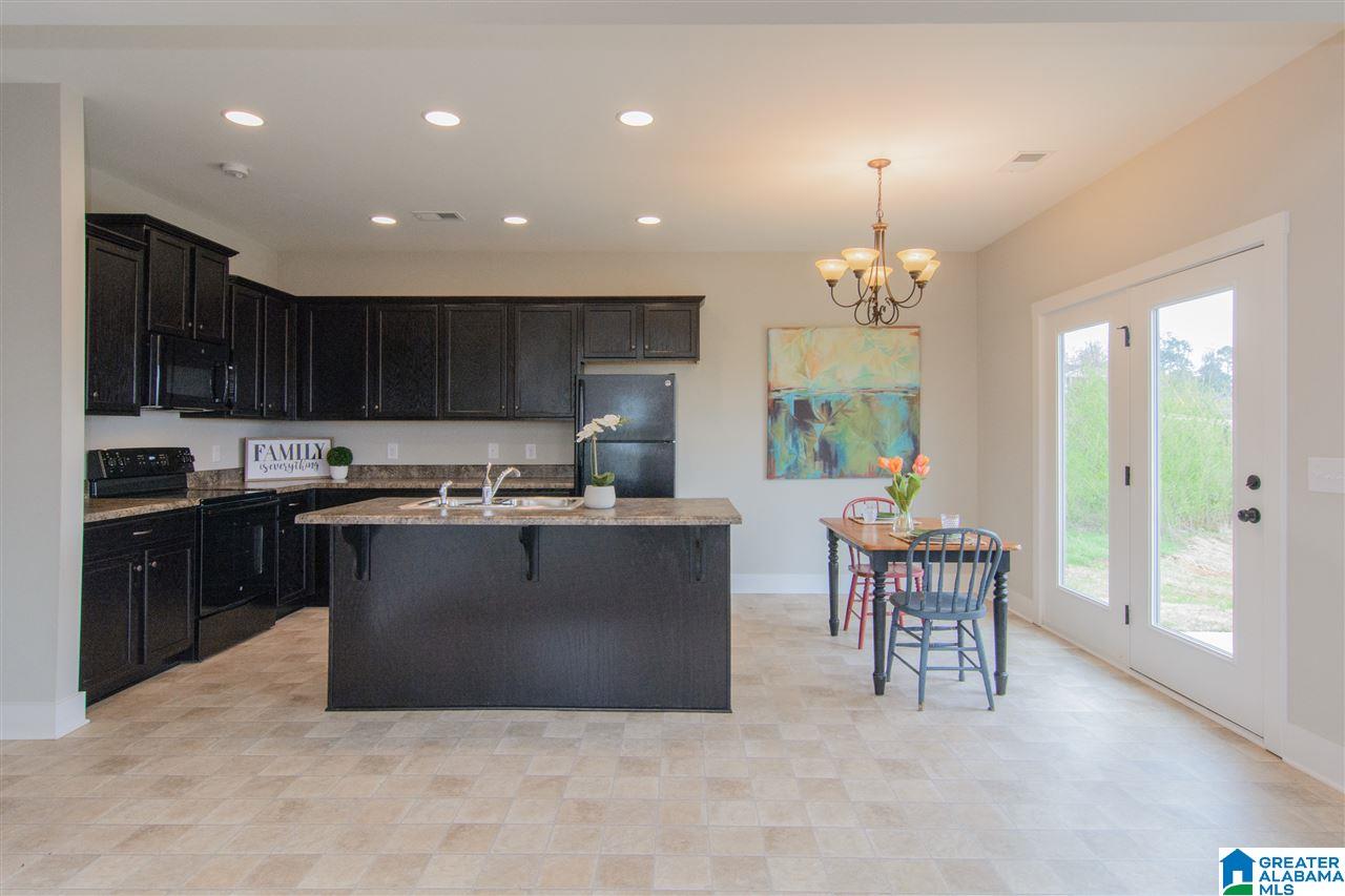 465 4th Street Pleasant Grove, AL 35127 - Photo 8 of 36