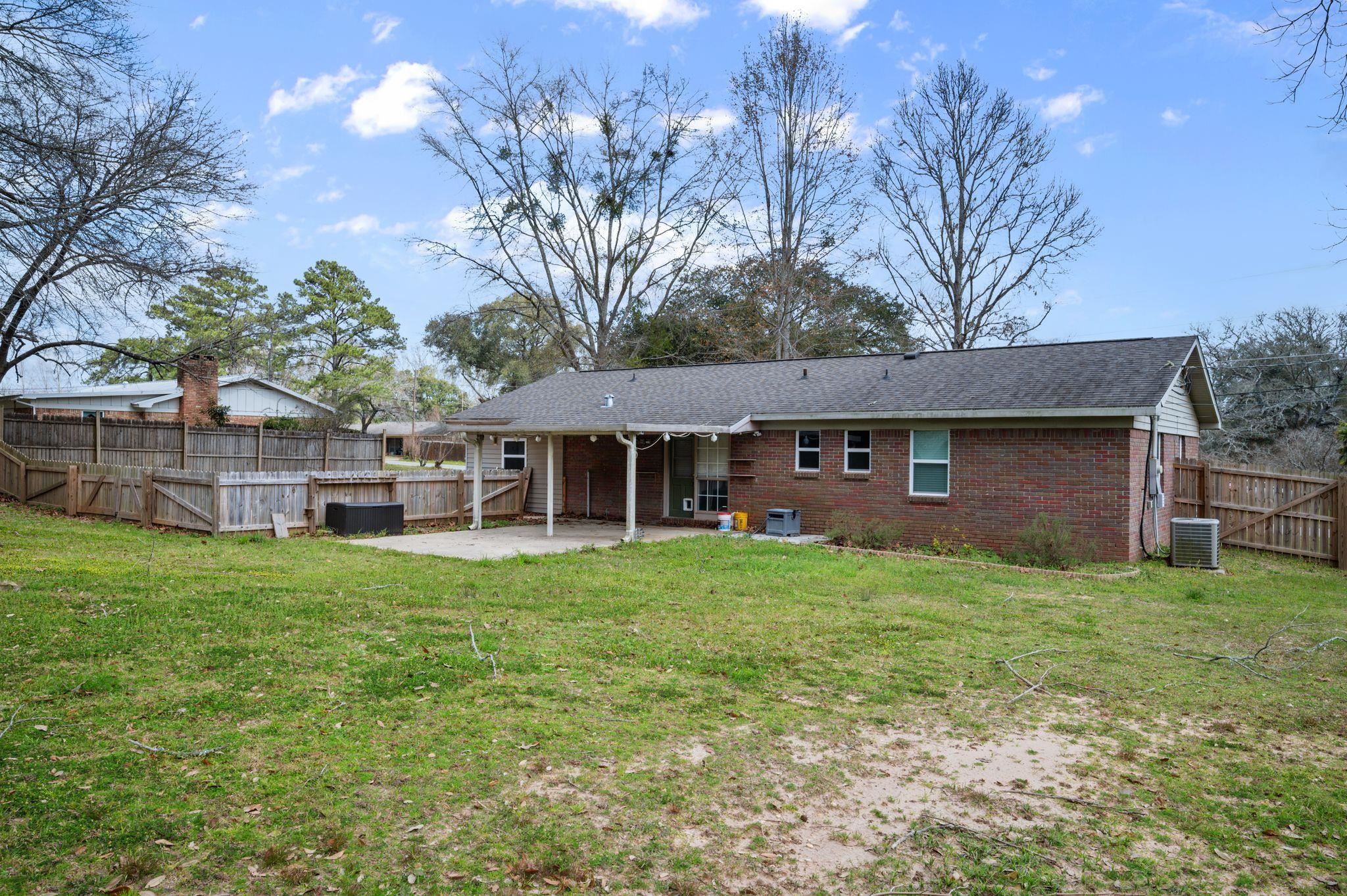 122 Rita Avenue Daphne, AL 36527 - Photo 15 of 17 Back Of Structure