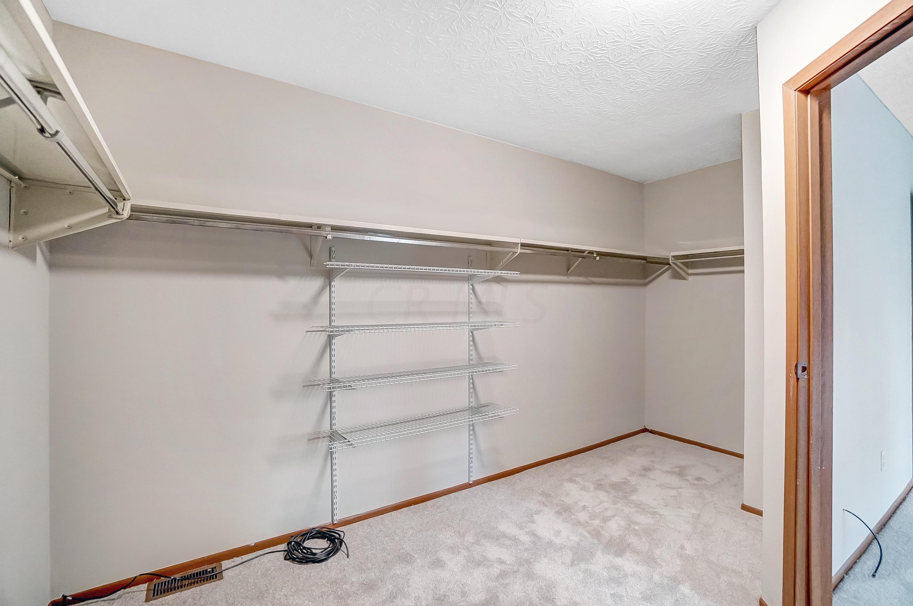 275 Ravine Ridge Drive North Powell, OH 43065 - Photo 17 of 38 Gallery Image 17