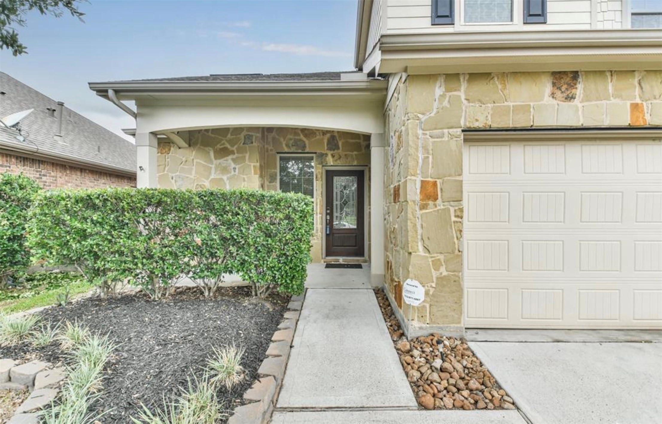 2245 Maple Point Drive North Conroe, TX 77301 - Photo 2 of 14