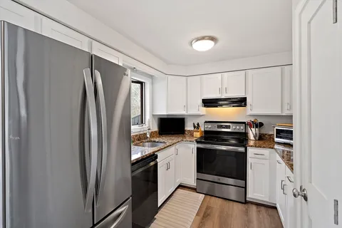 $369,900 | 46 Sharron Drive, Unit 46, Easton, MA 02375