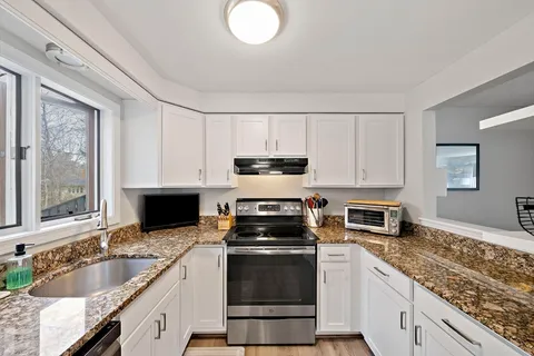 $369,900 | 46 Sharron Drive, Unit 46, Easton, MA 02375
