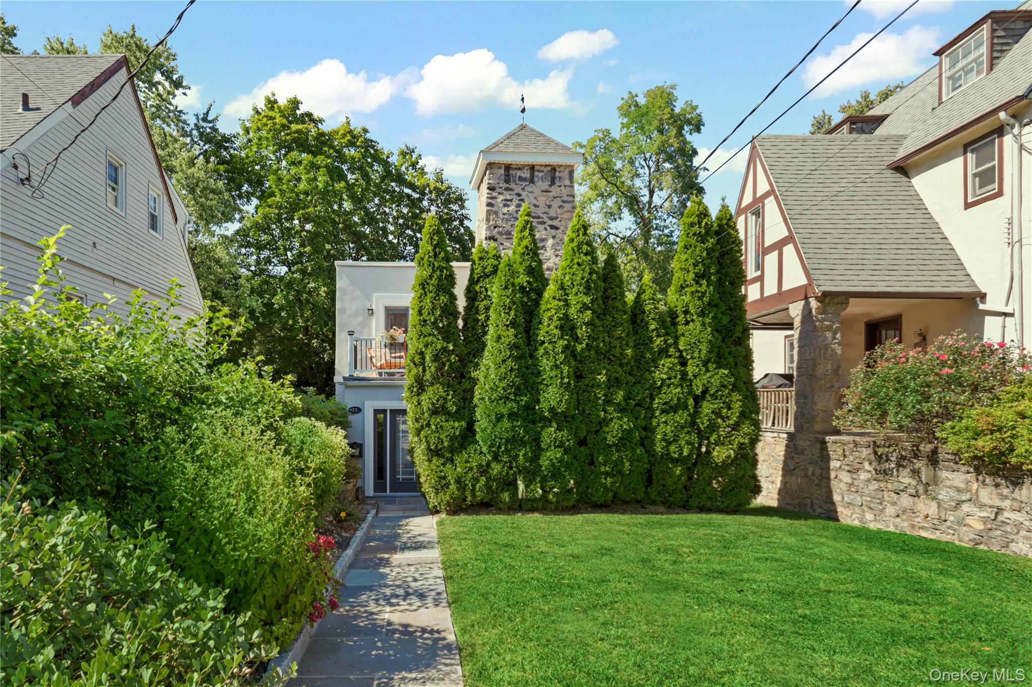 75 Kensington Road Bronxville, NY 10708 - Photo 3 of 25 Welcome to Bronxville!