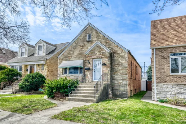 $380,000 | 3918 North Nordica Avenue, Chicago, IL 60634