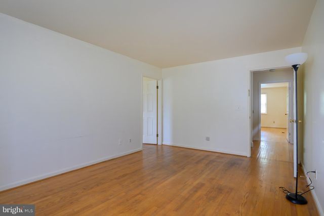 $812,000 | 5151 19th Road North, Arlington, VA 22205