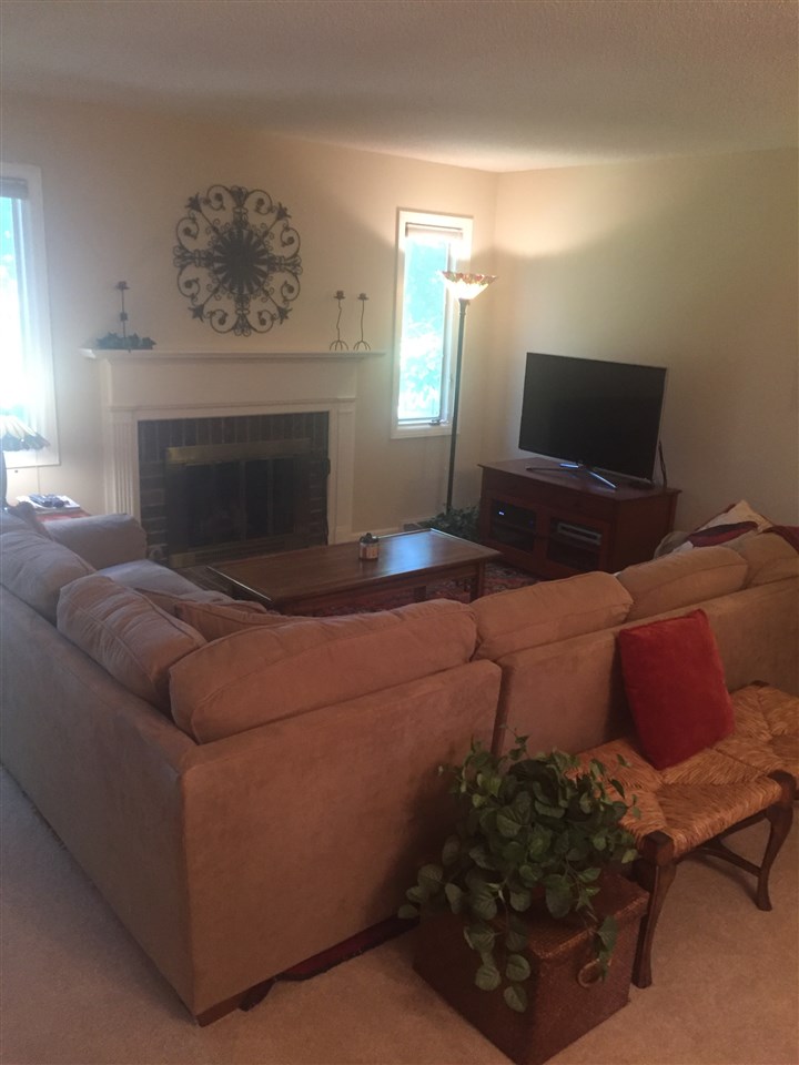 6727 Quail Ridge Lane Fort Wayne, IN 46804 - Photo 8 of 19