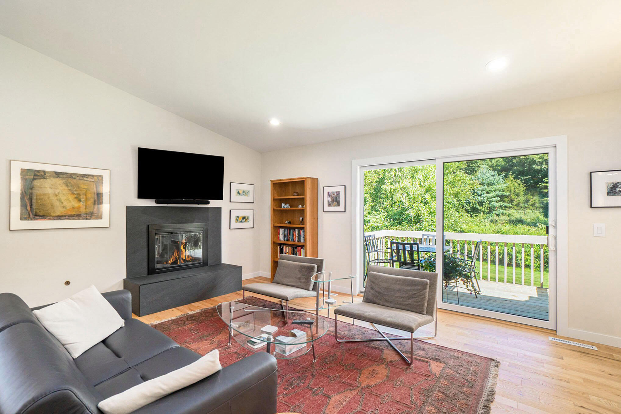 17543 Meadow Wood Road Spring Lake, MI 49456 - Photo 8 of 28 Living Room