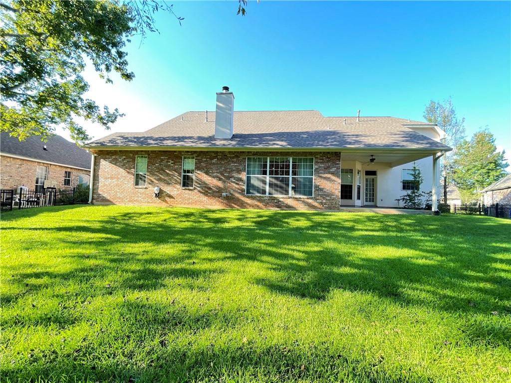 63 Walnut Place Covington, LA 70433 - Photo 2 of 22 Gallery Image 2