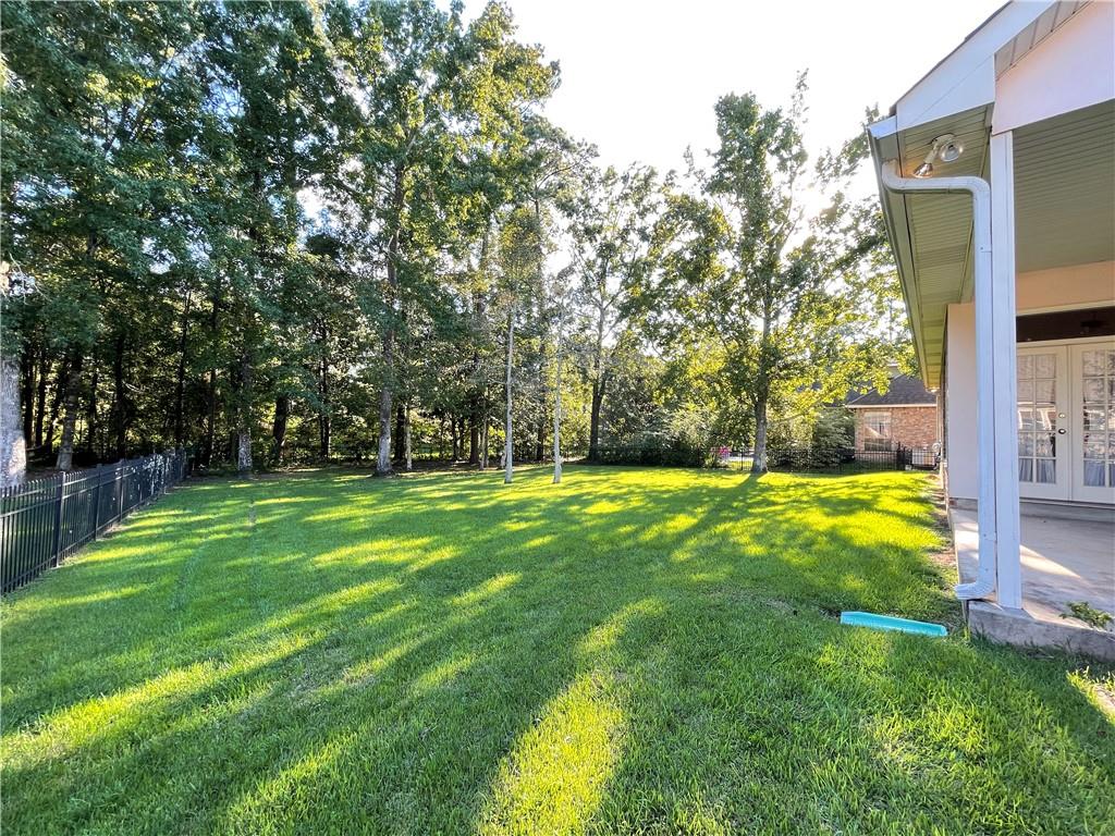 63 Walnut Place Covington, LA 70433 - Photo 3 of 22 Gallery Image 3