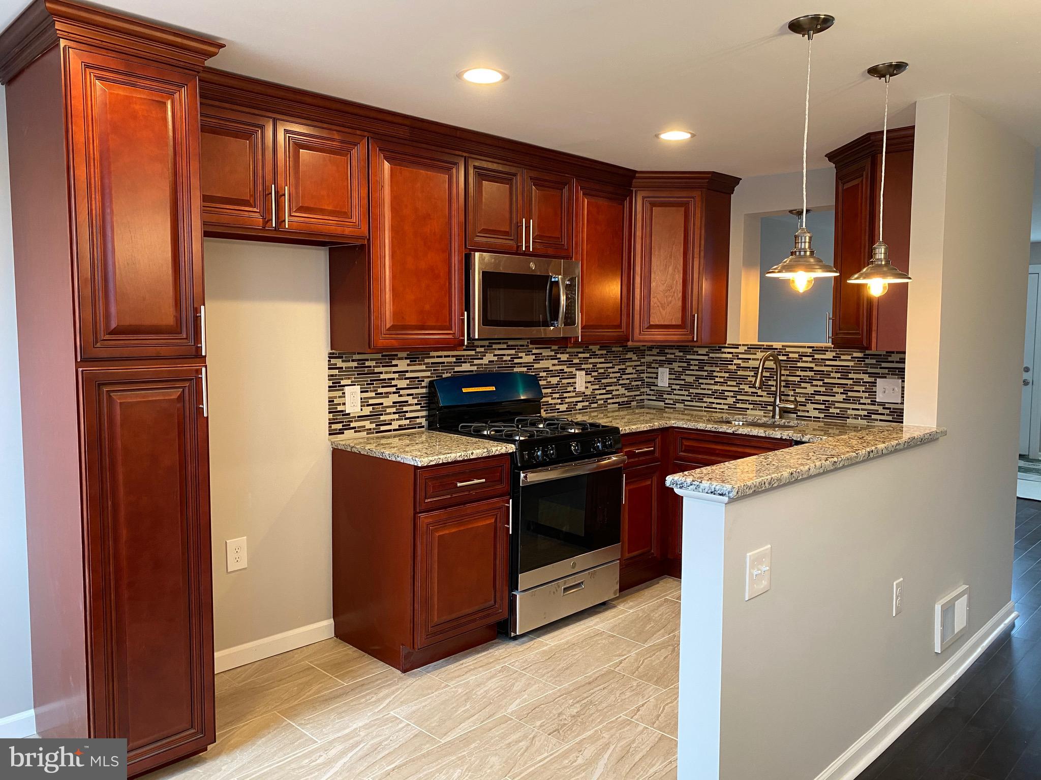 1636 Pennington Road Philadelphia, PA 19151 - Photo 3 of 39 Gallery Image 3