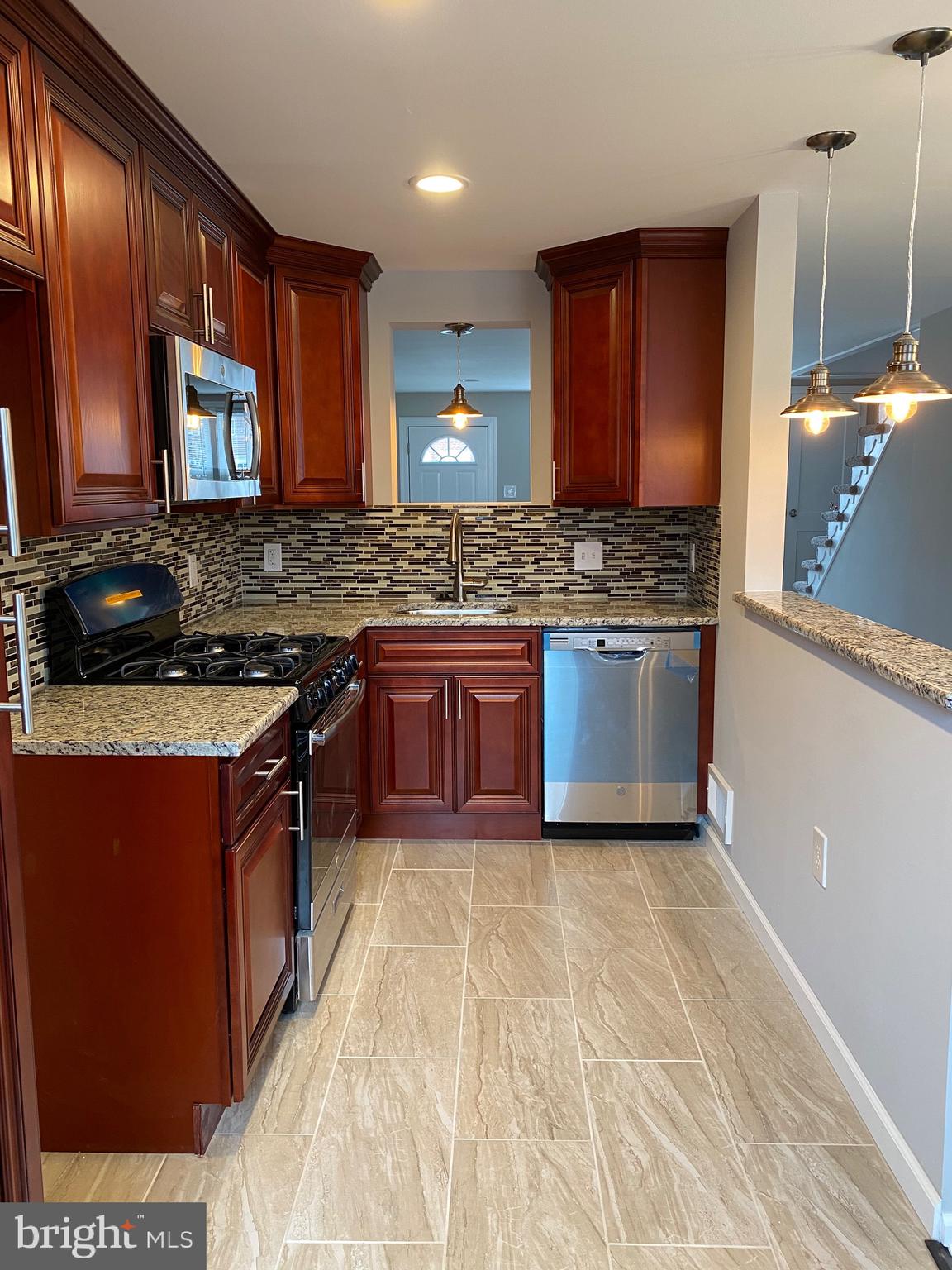 1636 Pennington Road Philadelphia, PA 19151 - Photo 5 of 39 Gallery Image 5