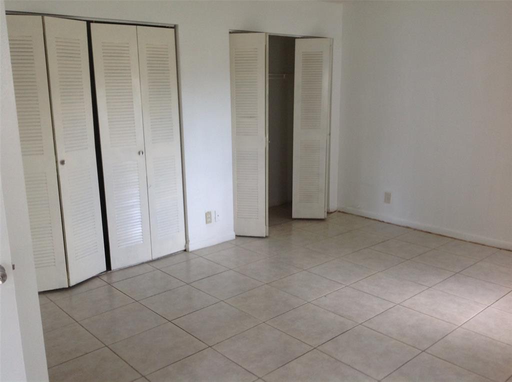 10815 Northwest 45th Street Coral Springs, FL 33065 - Photo 3 of 7