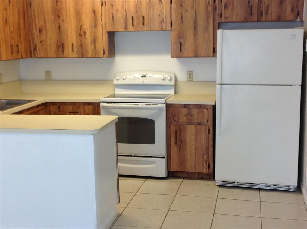 10815 Northwest 45th Street Coral Springs, FL 33065 - Photo 4 of 7