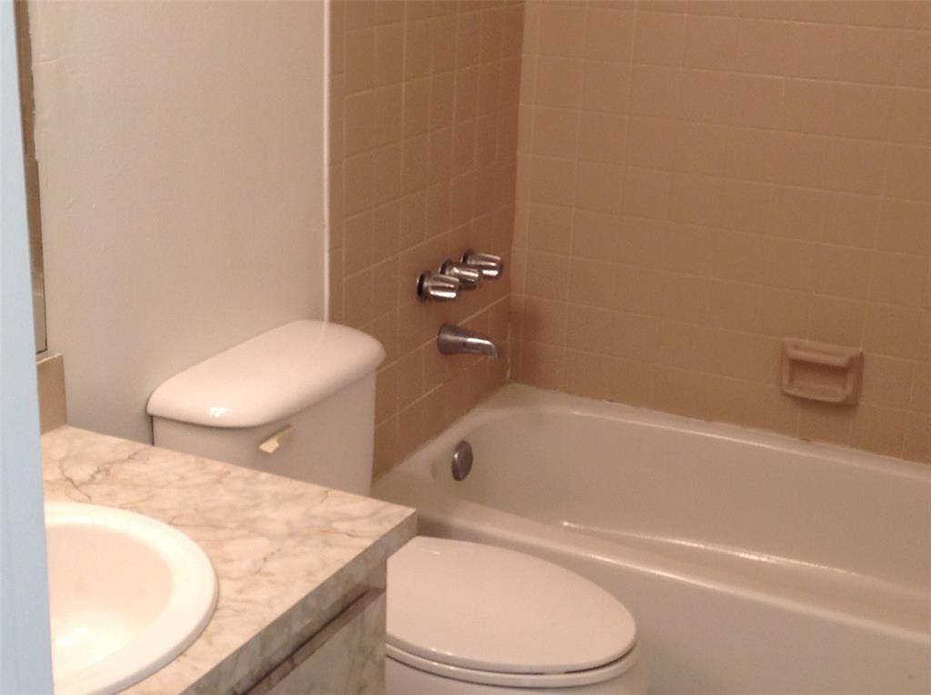 10815 Northwest 45th Street Coral Springs, FL 33065 - Photo 6 of 7