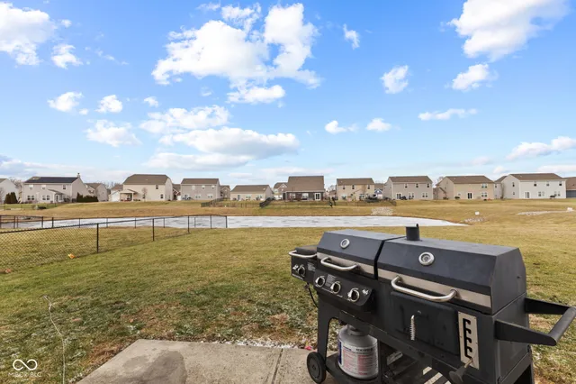 $235,000 | 10762 Tedder Lake Drive, Indianapolis, IN 46239