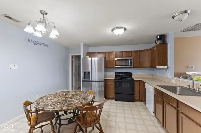 $235,000 | 10762 Tedder Lake Drive, Indianapolis, IN 46239