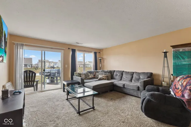 $235,000 | 10762 Tedder Lake Drive, Indianapolis, IN 46239