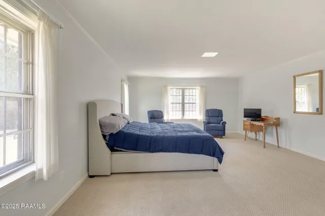 $295,000 | 1215 North State Street, Abbeville, LA 70510