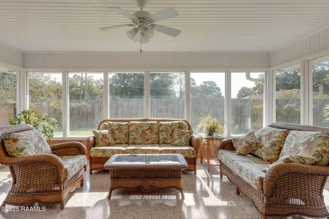 $295,000 | 1215 North State Street, Abbeville, LA 70510