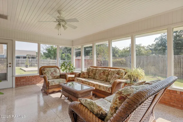 $295,000 | 1215 North State Street, Abbeville, LA 70510