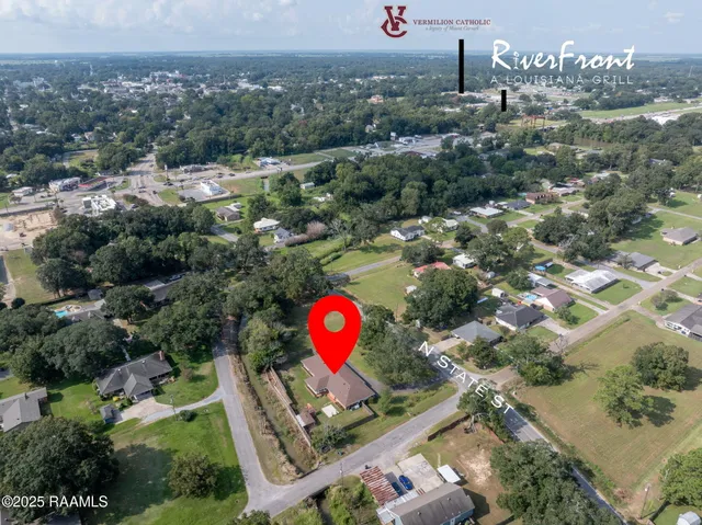 $295,000 | 1215 North State Street, Abbeville, LA 70510
