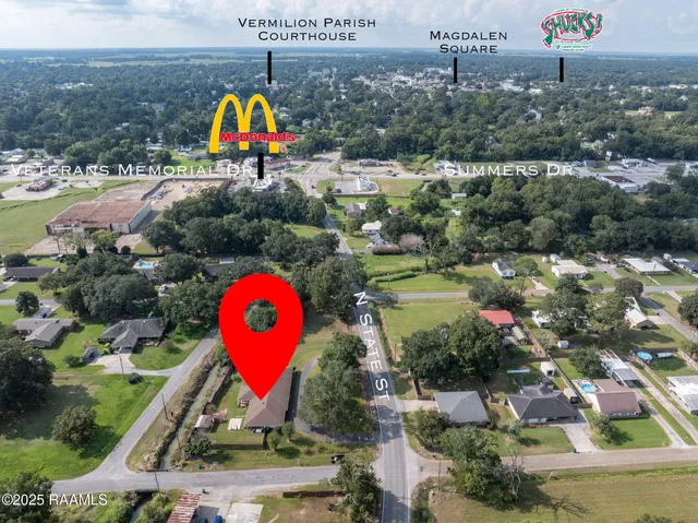 $295,000 | 1215 North State Street, Abbeville, LA 70510