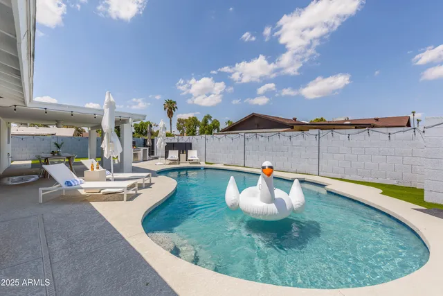 $6,495 | 8702 East Clarendon Avenue, Scottsdale, AZ 85251