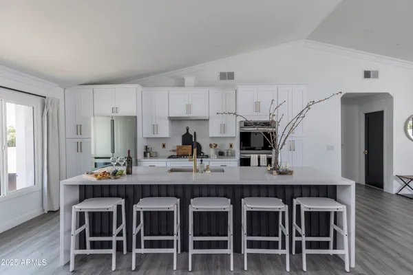 $6,495 | 8702 East Clarendon Avenue, Scottsdale, AZ 85251