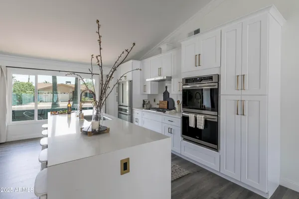 $6,495 | 8702 East Clarendon Avenue, Scottsdale, AZ 85251