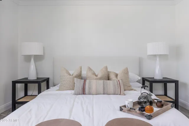 $6,495 | 8702 East Clarendon Avenue, Scottsdale, AZ 85251