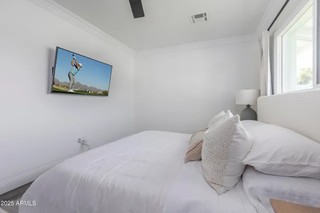 $6,495 | 8702 East Clarendon Avenue, Scottsdale, AZ 85251