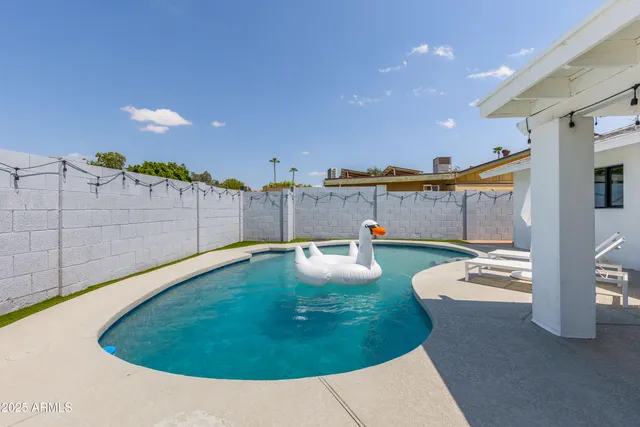 $6,495 | 8702 East Clarendon Avenue, Scottsdale, AZ 85251