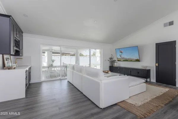 $6,495 | 8702 East Clarendon Avenue, Scottsdale, AZ 85251