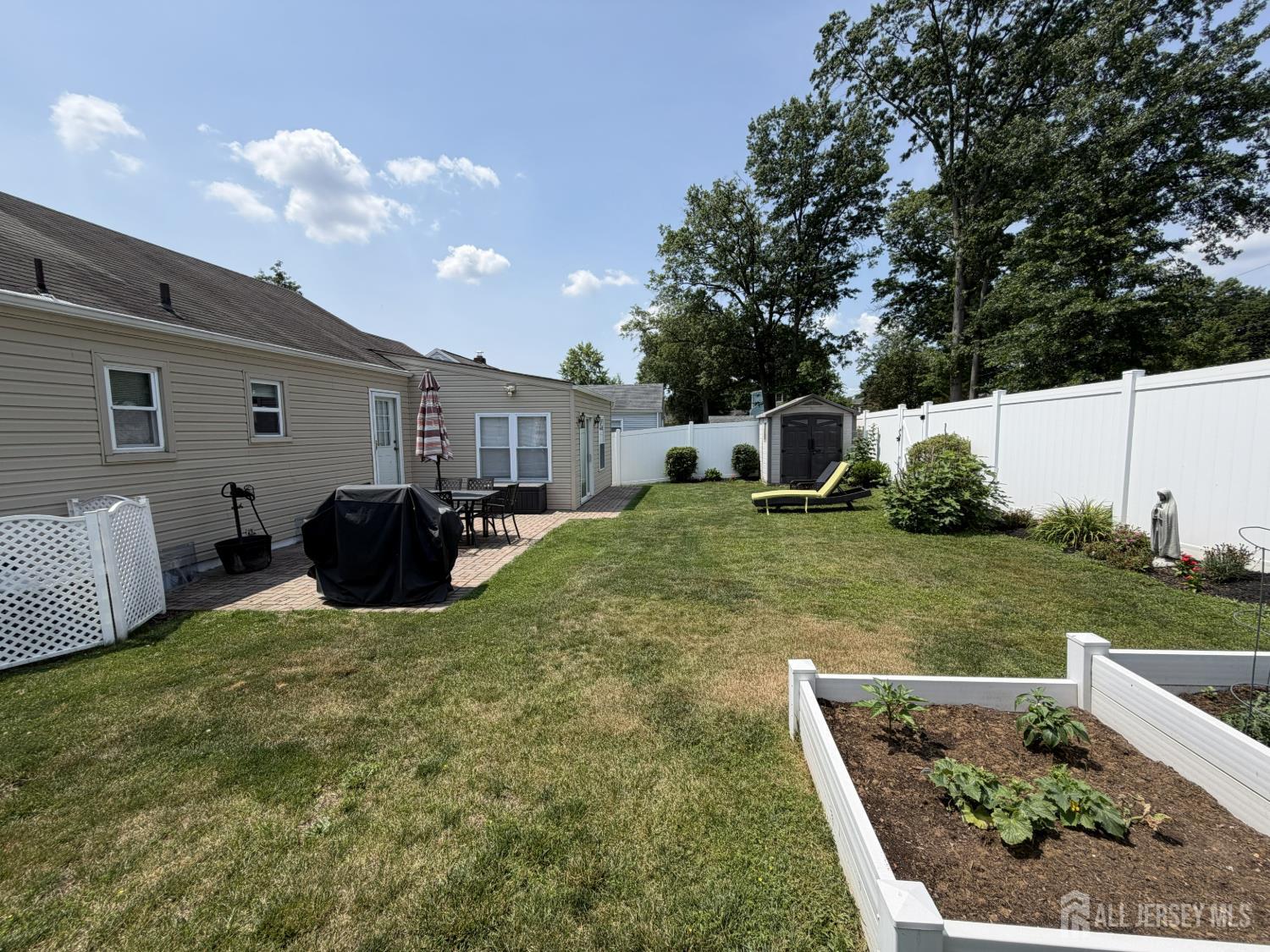 36 Maplewood Avenue Colonia, NJ 07067 - Photo 8 of 30