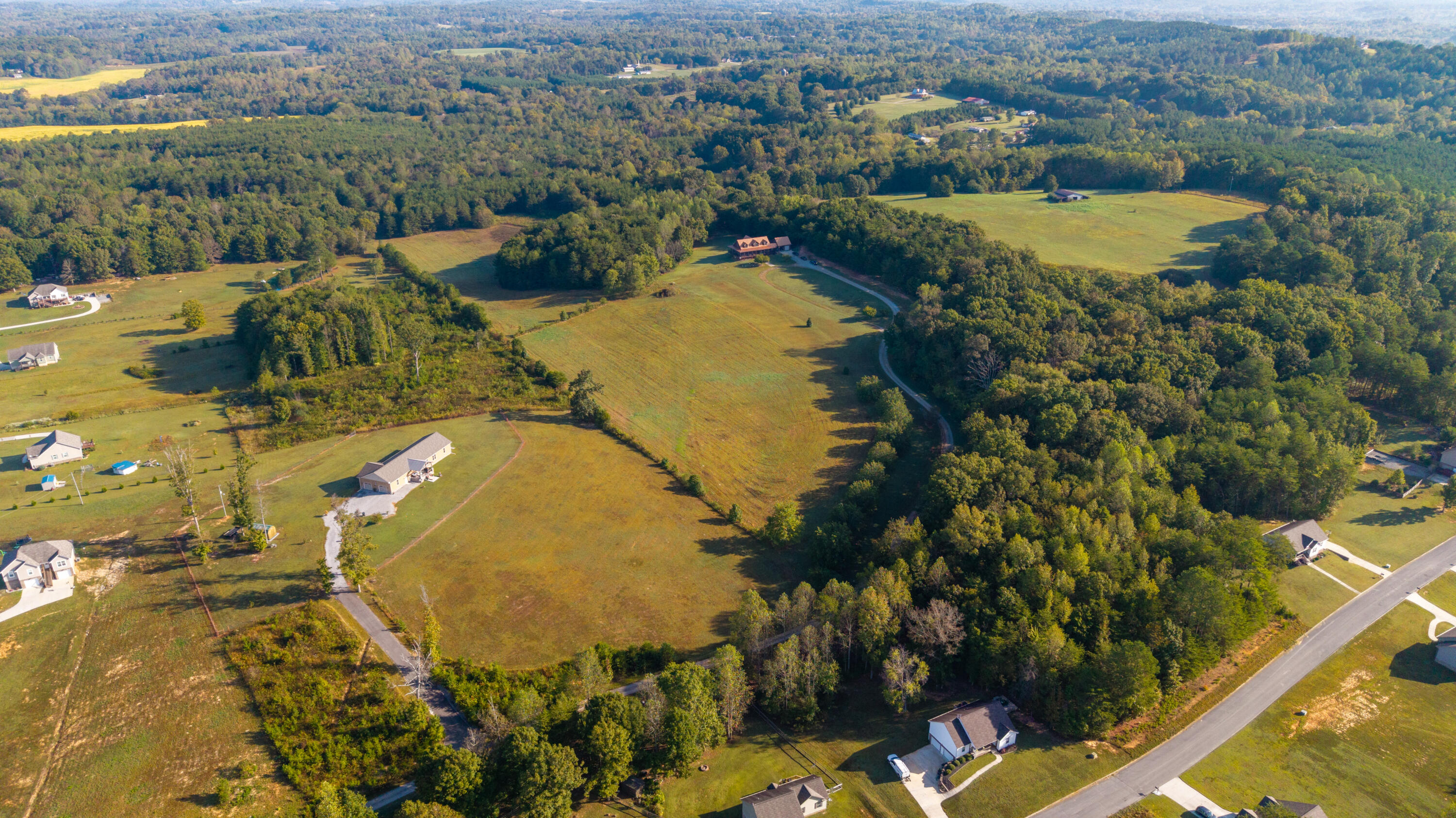 413 County Road 784 Etowah, TN 37331 - Photo 5 of 53 4