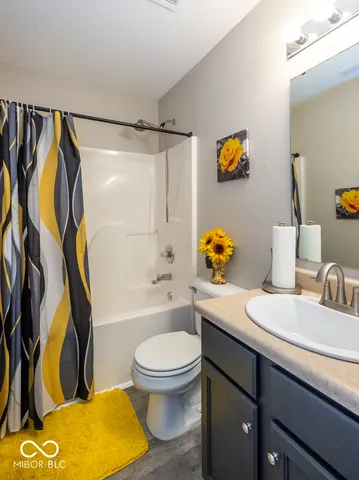 $255,000 | 5819 Jackie Lane, Indianapolis, IN 46221